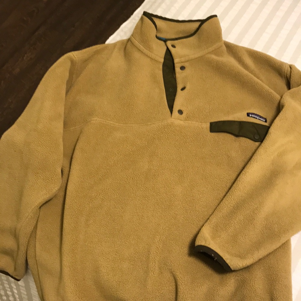 Men's Patagonia fleece pullover